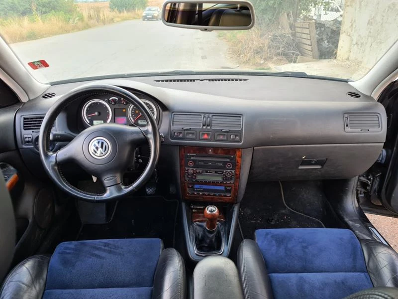 VW Bora 1.8T AUM, снимка 2 - Автомобили и джипове - 47659858