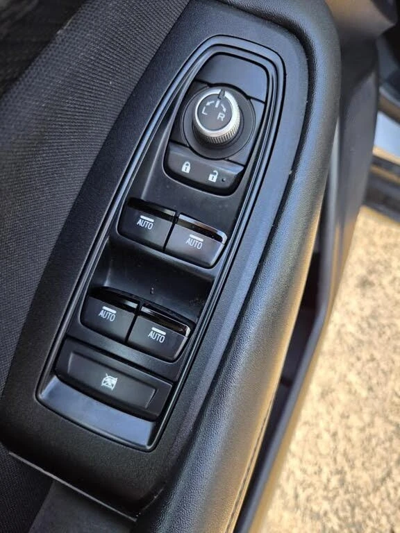 Subaru Outback * ПАНО* KEYLESS* Camera* ПОДГРЕВ* , снимка 14 - Автомобили и джипове - 55432582
