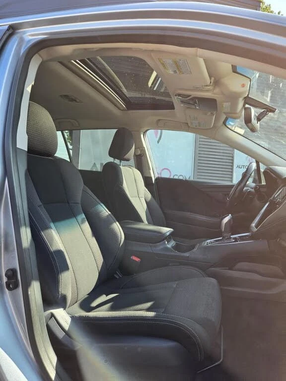 Subaru Outback * ПАНО* KEYLESS* Camera* ПОДГРЕВ* , снимка 9 - Автомобили и джипове - 55432582