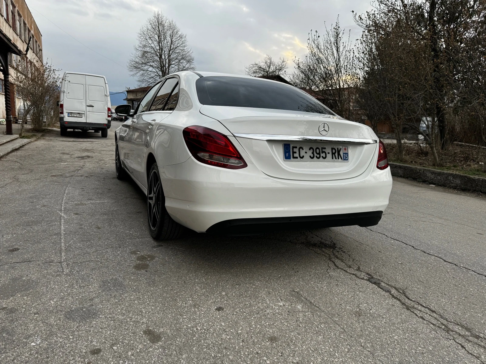 Mercedes-Benz C 200 d Avantgarde - изображение 4