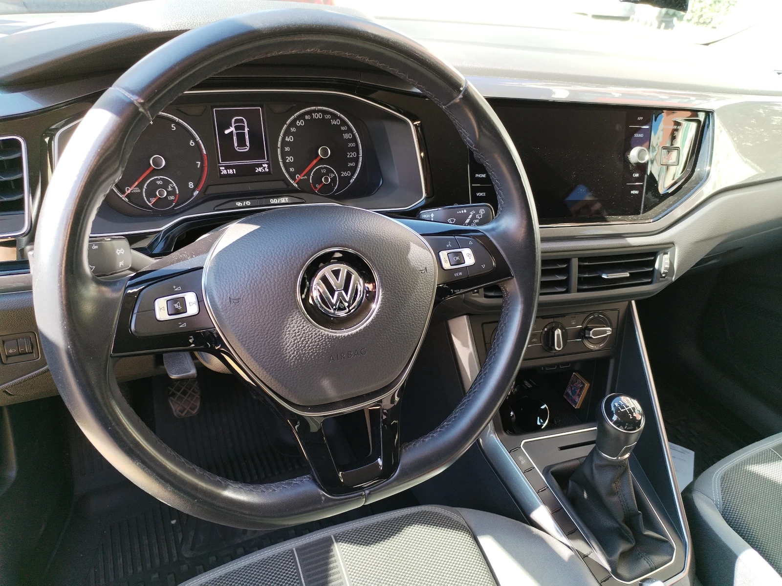 VW Polo 1.0 TSI - изображение 9