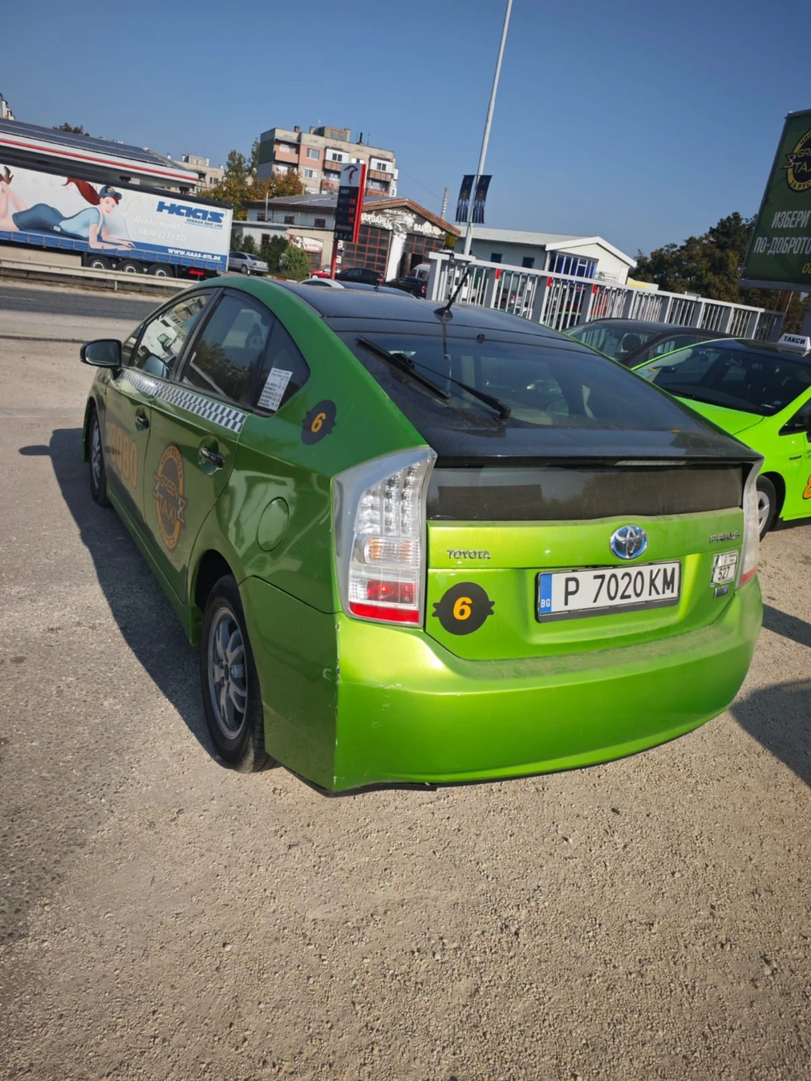 Toyota Prius ГАЗ. ХИБРИД. 04.2010 - изображение 2