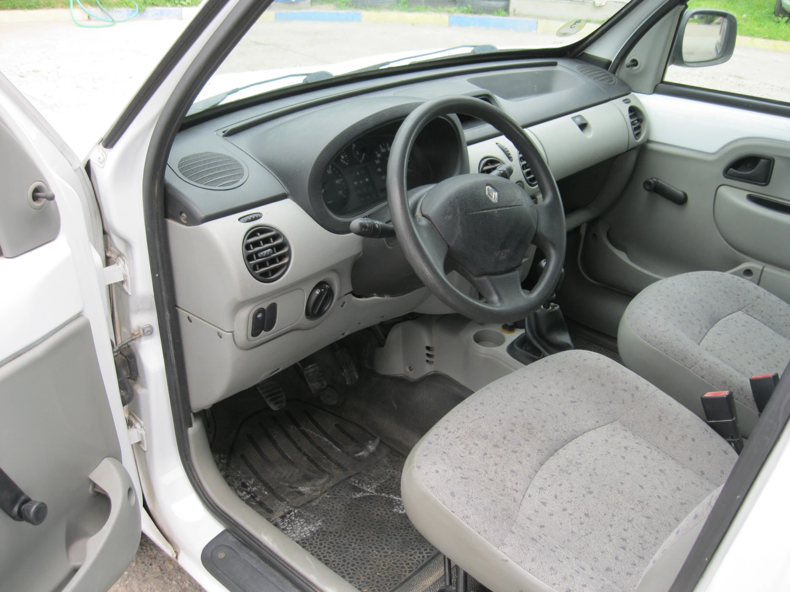 Renault Kangoo  - изображение 8