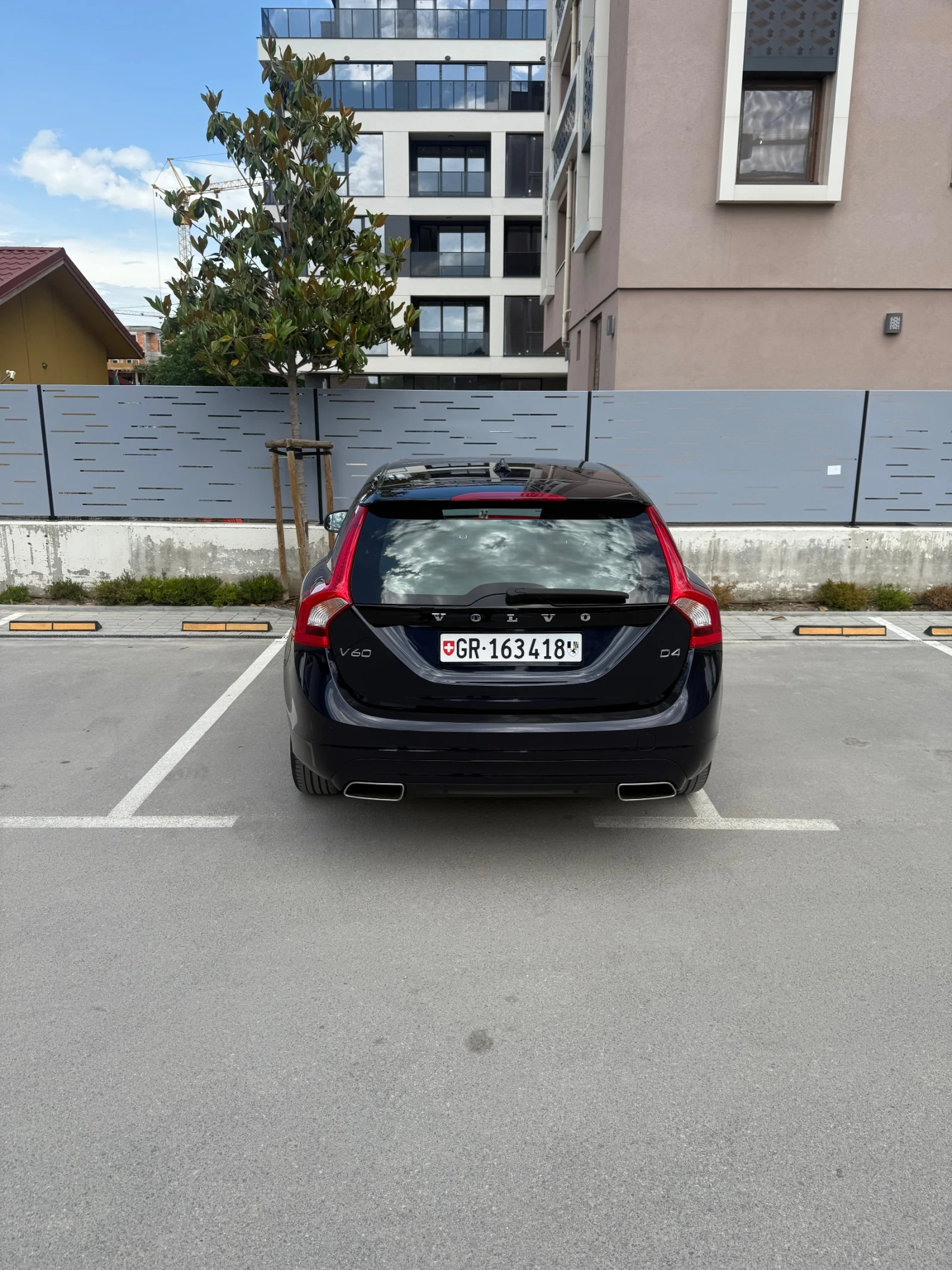 Volvo V60  - изображение 2