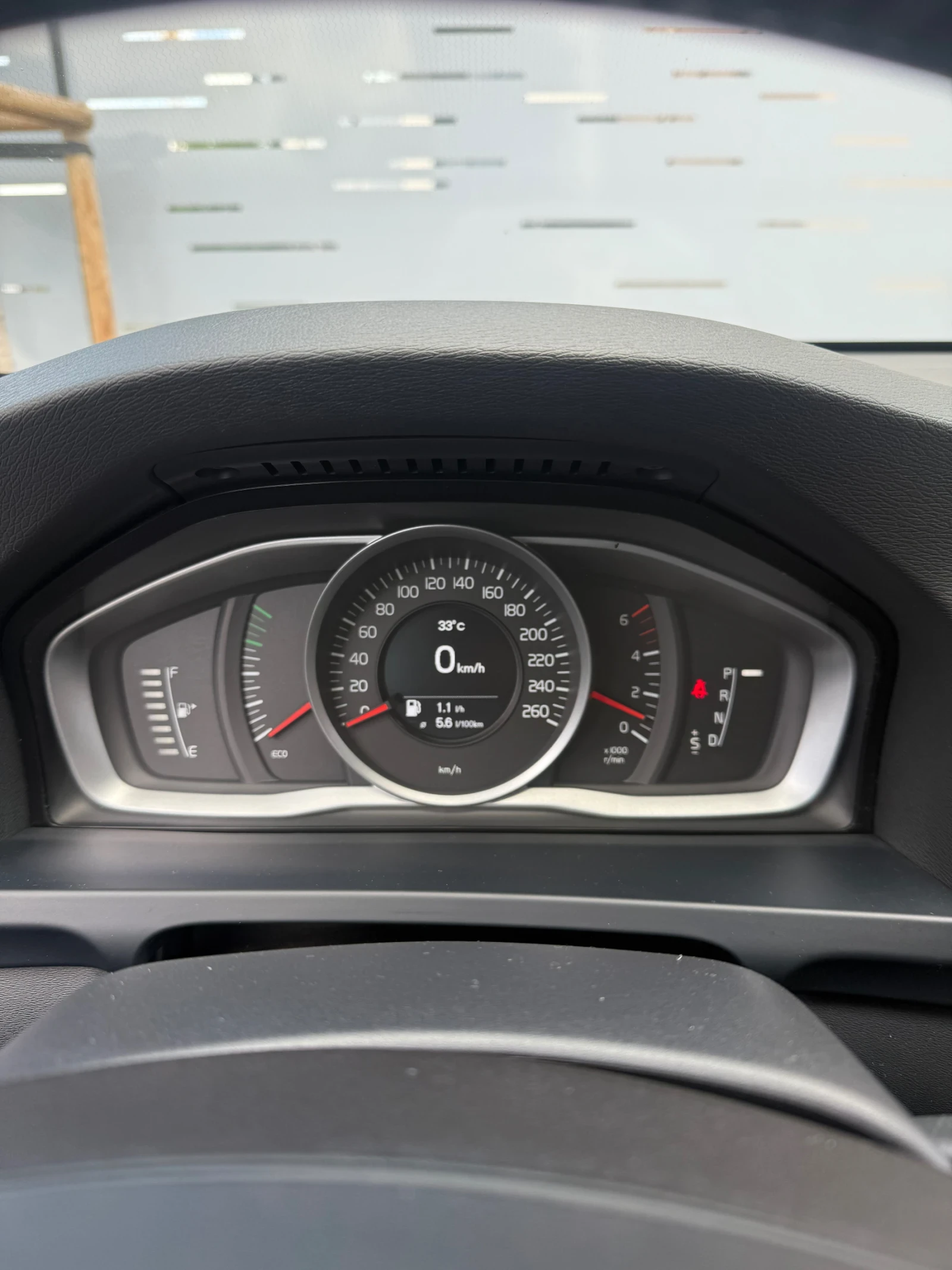 Volvo V60  - изображение 8