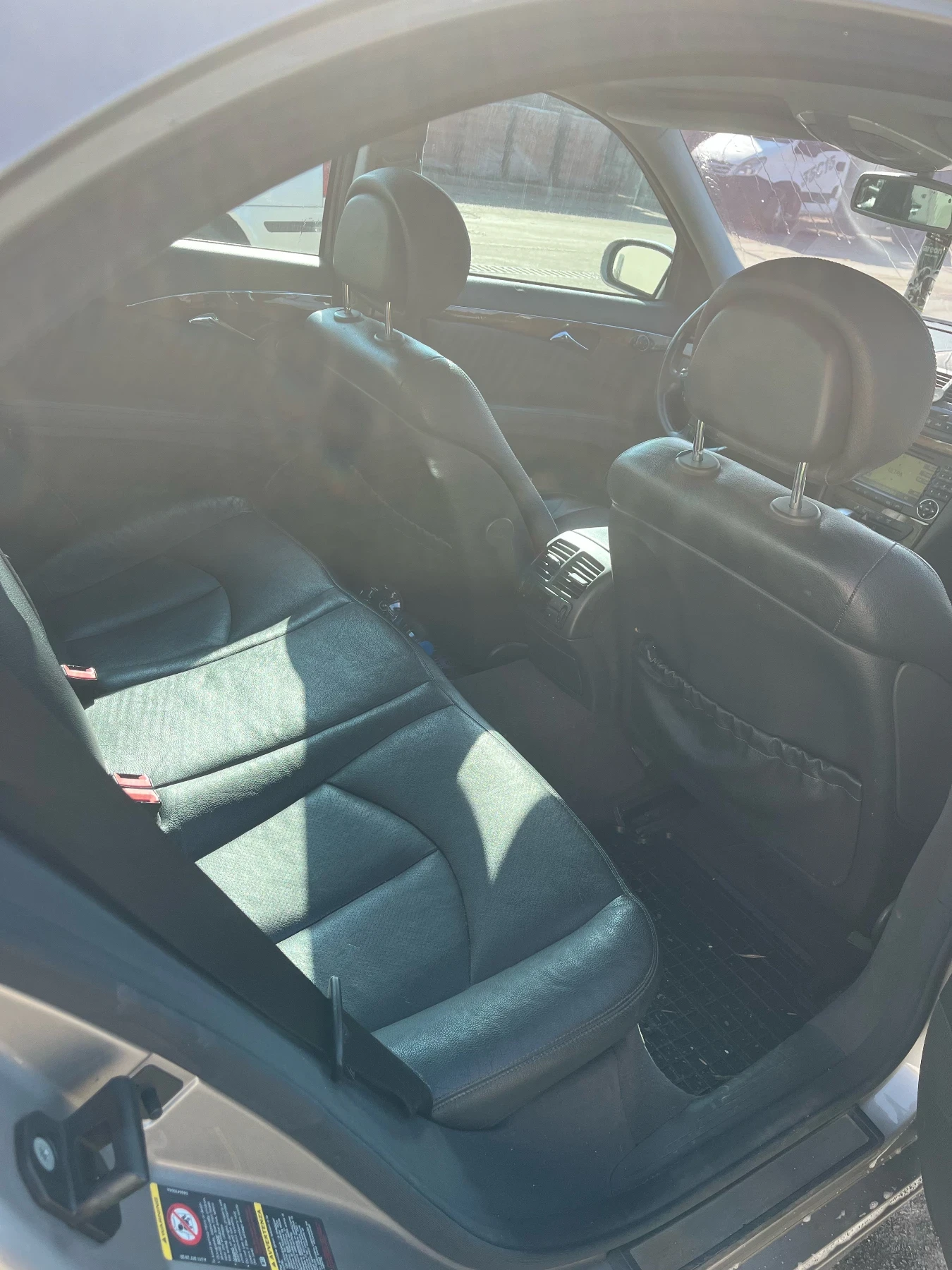 Mercedes-Benz E 320  - изображение 5