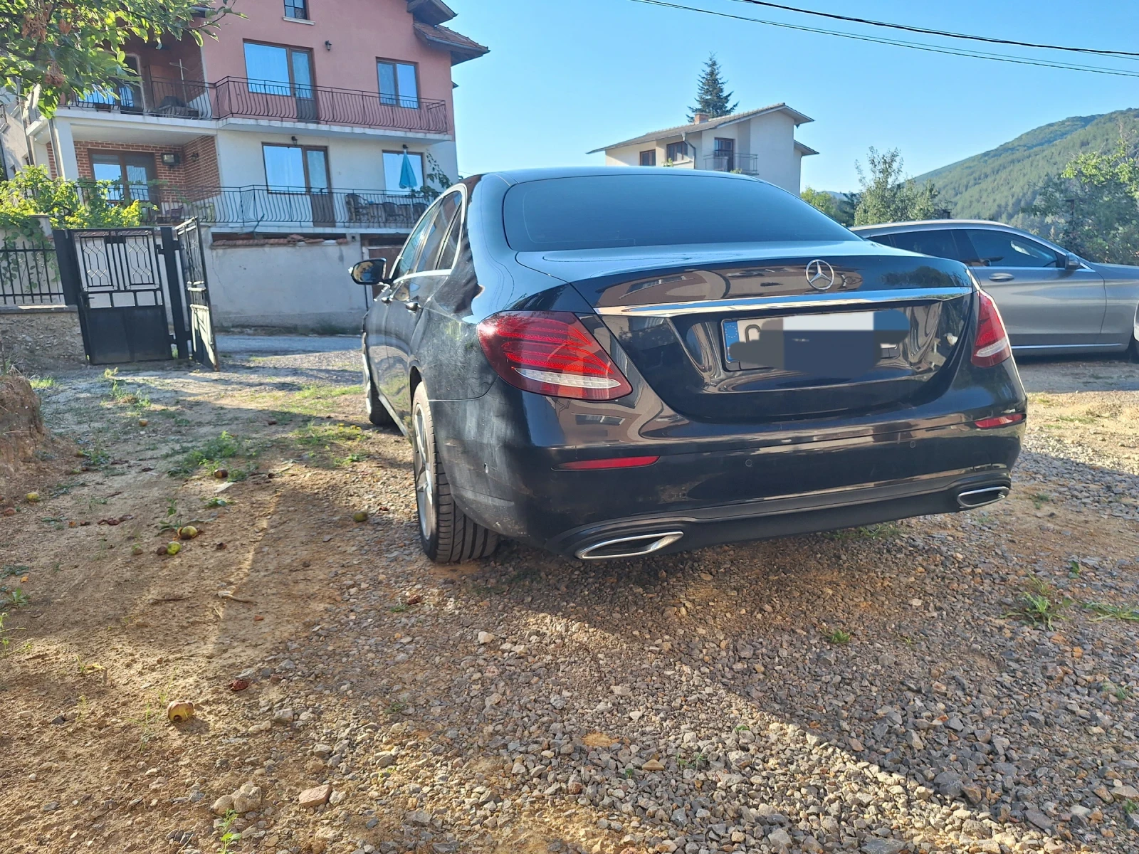 Mercedes-Benz E 200  - изображение 10