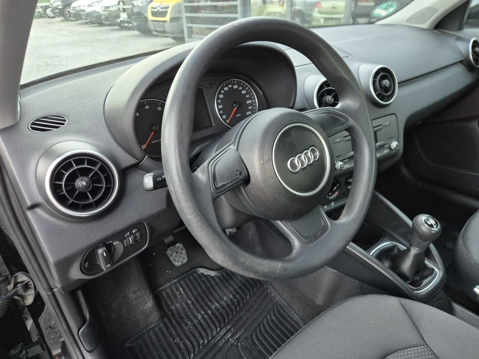 Audi A1 1.2! | Mobile.bg � ����������� 10