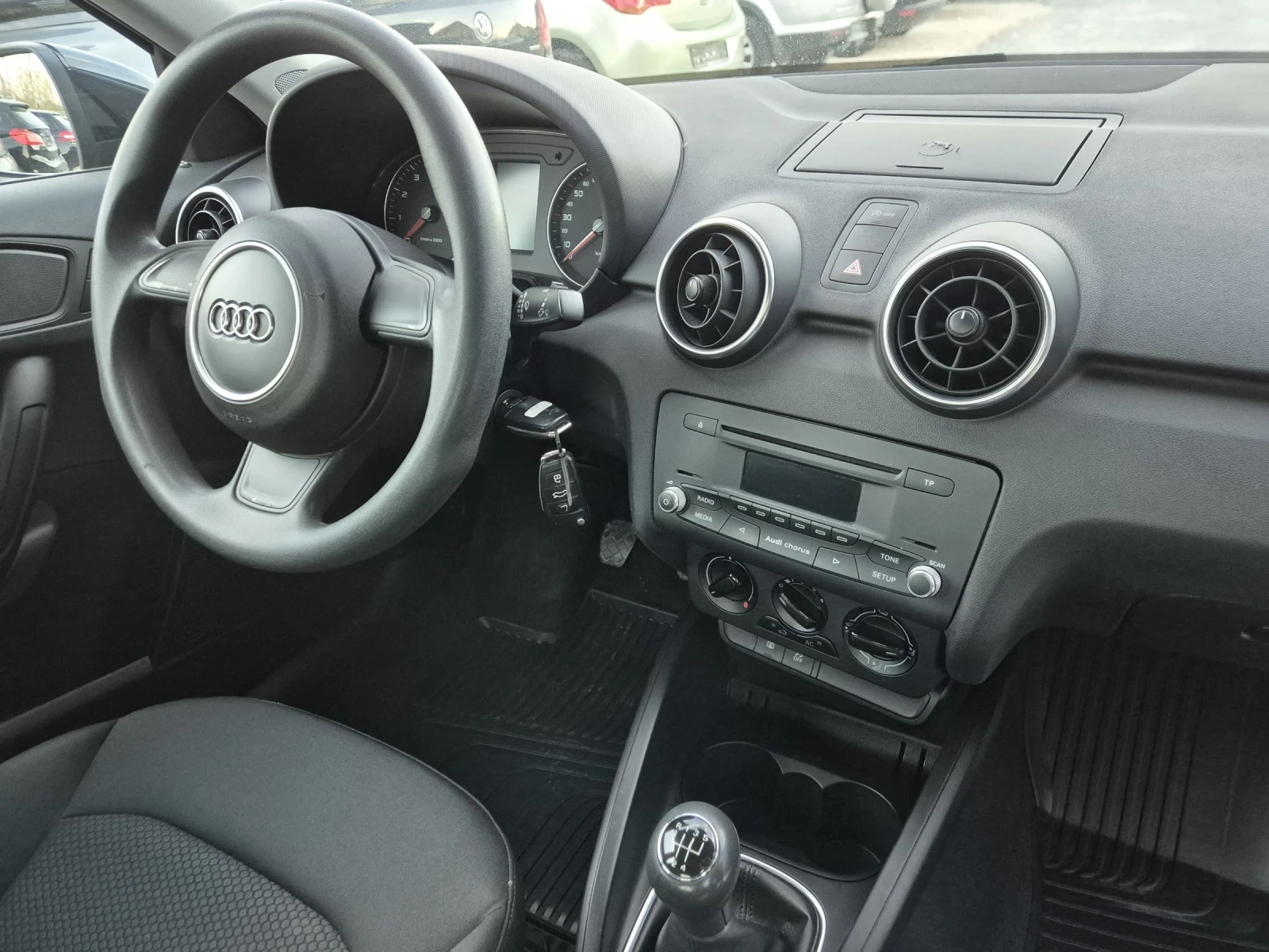 Audi A1 1.2! | Mobile.bg � ����������� 13