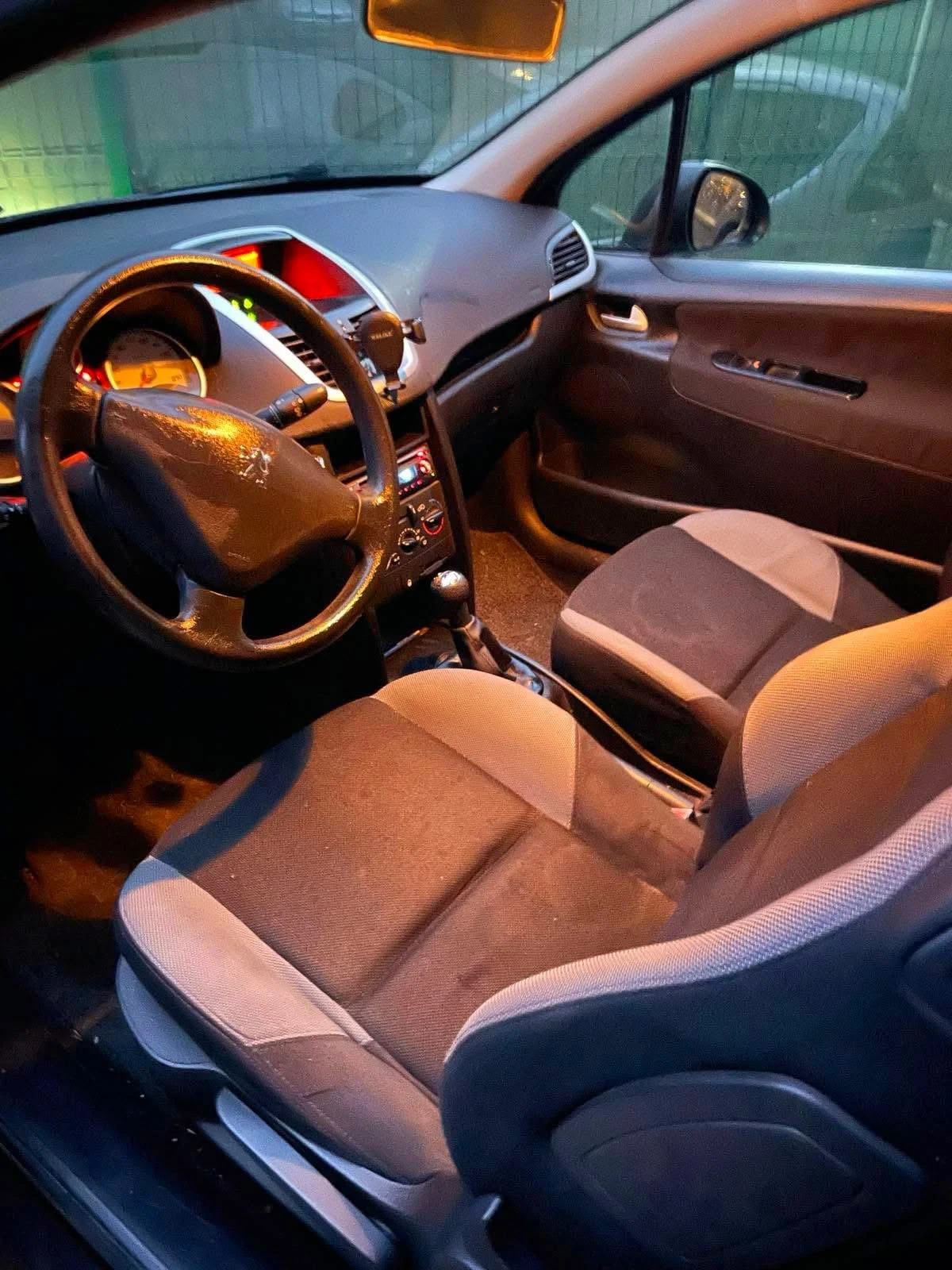 Peugeot 207 Купе - изображение 3