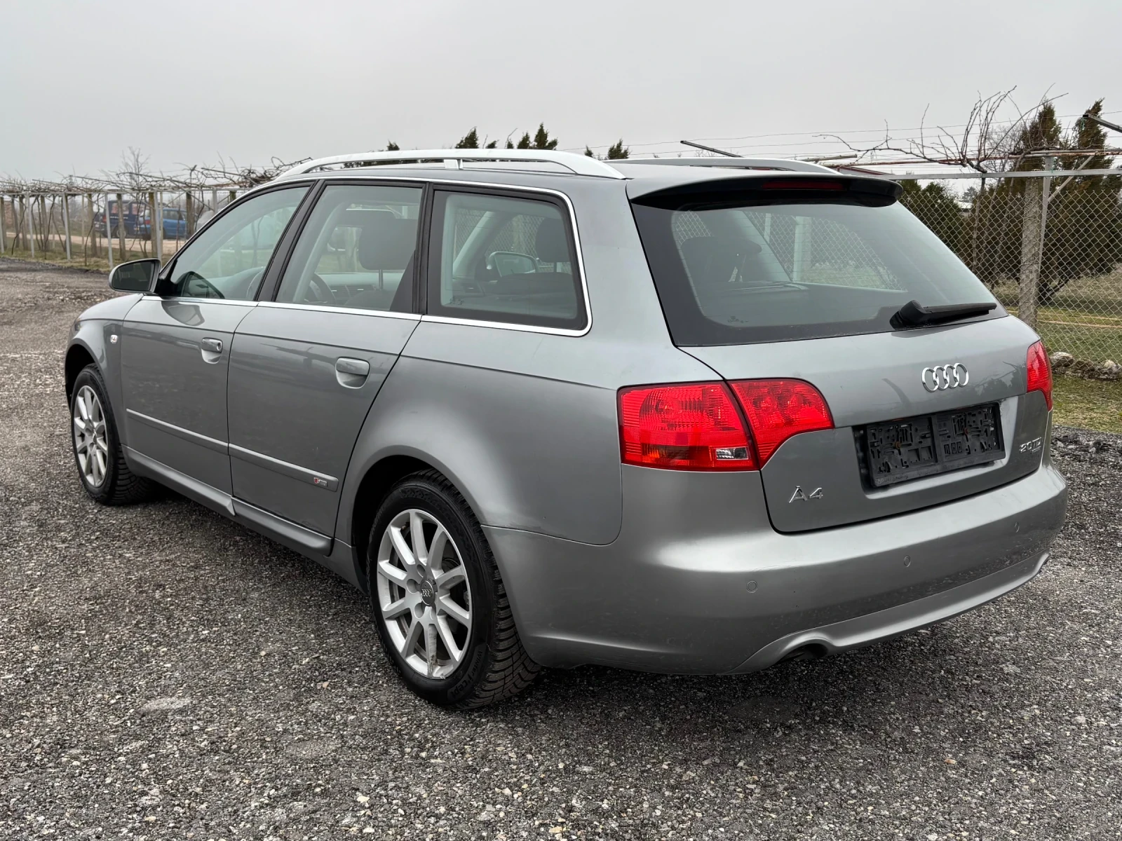 Audi A4 S-line quattro - изображение 7