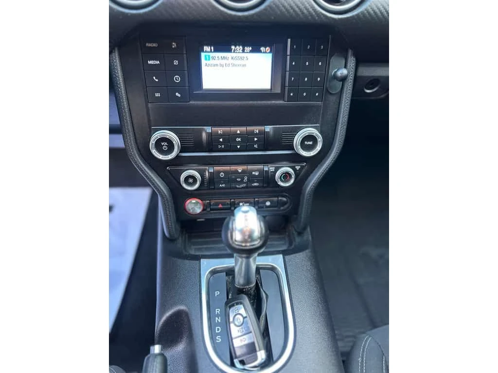 Ford Mustang * EcoBoost Fastback * CARFAX * ЦЕНА ДО БГ, снимка 15 - Автомобили и джипове - 53762038