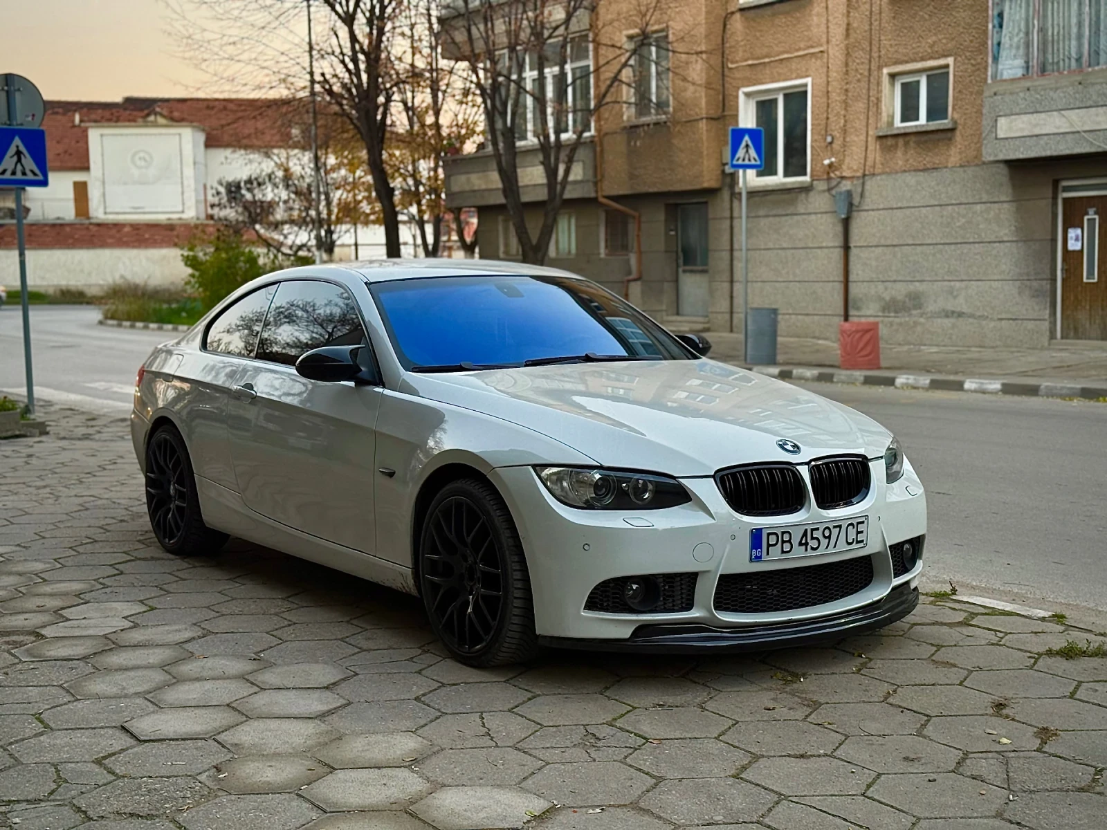 BMW 330 Bmw E92 330XI, снимка 2 - Автомобили и джипове - 53992203