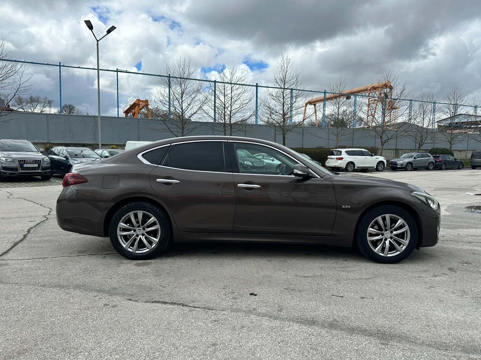 Infiniti Q70 2.2d 170 к.с./ГАРАНЦИЯ ОТ КЕНТАВЪР , снимка 5 - Автомобили и джипове - 54096541