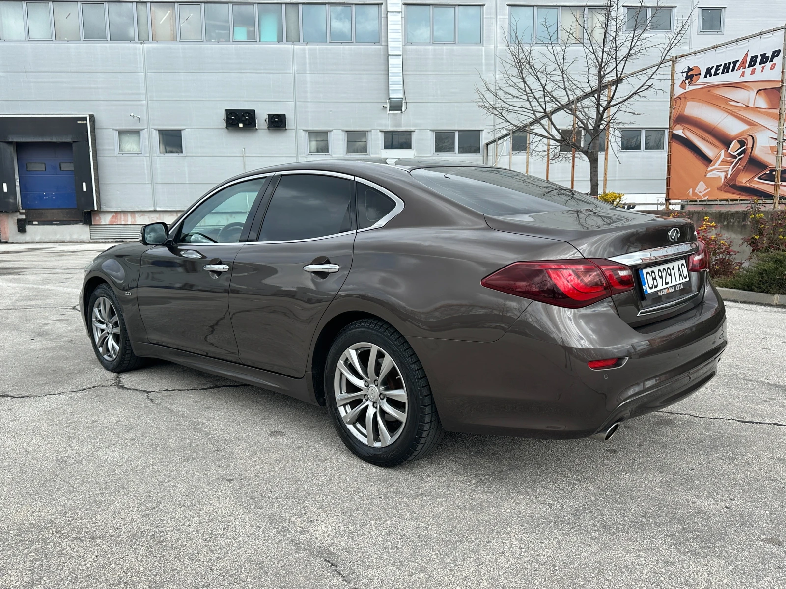 Infiniti Q70 2.2d 170 к.с./ГАРАНЦИЯ ОТ КЕНТАВЪР , снимка 3 - Автомобили и джипове - 54096541