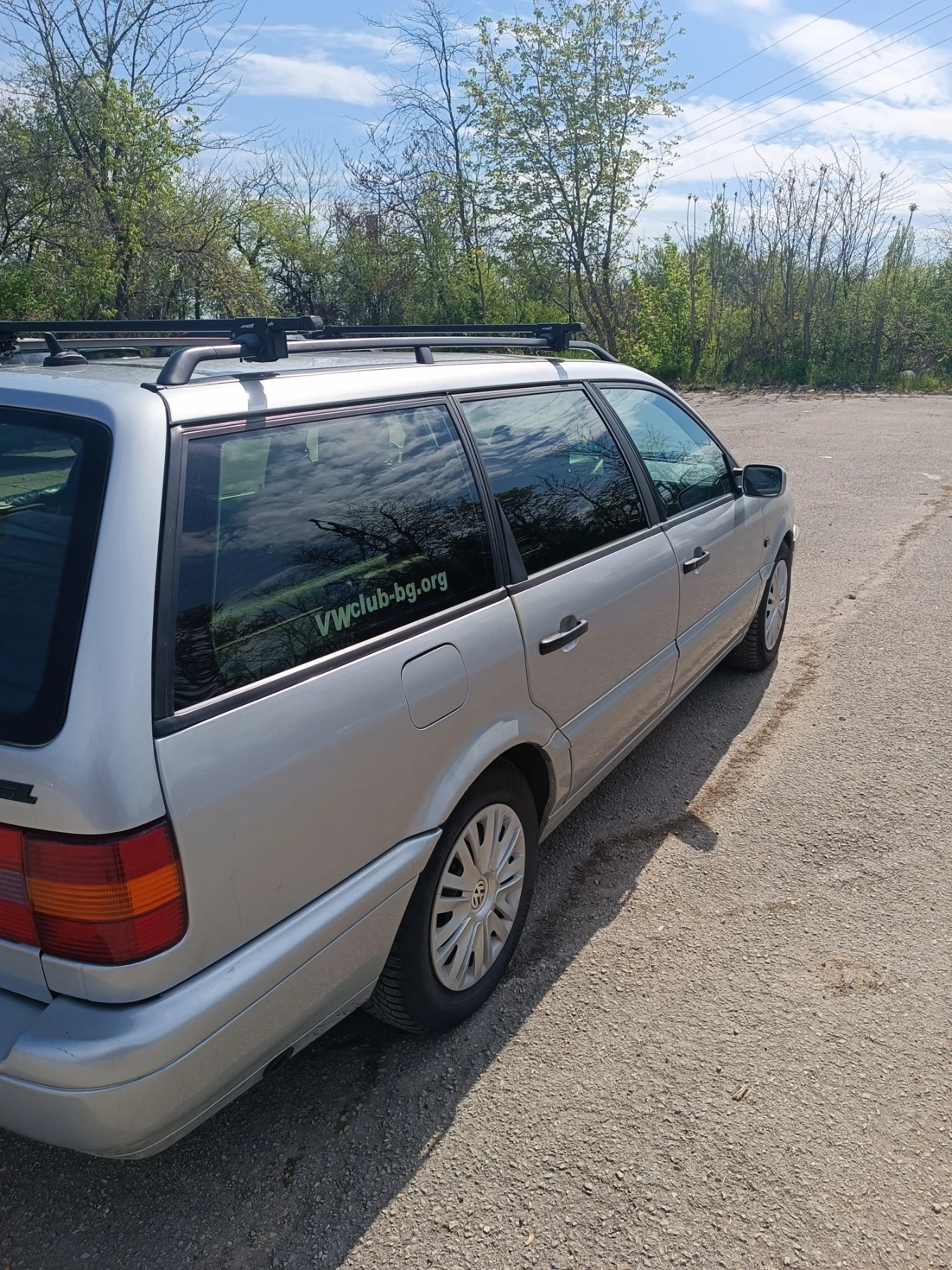 VW Passat Комби-3-Б4, снимка 5 - Автомобили и джипове - 54350274