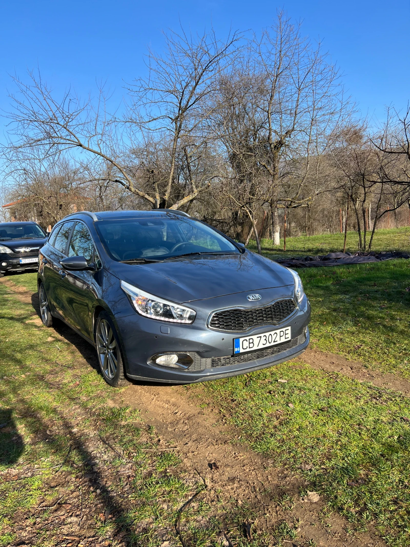 Kia Ceed 1.6 FULL, снимка 7 - Автомобили и джипове - 54704258