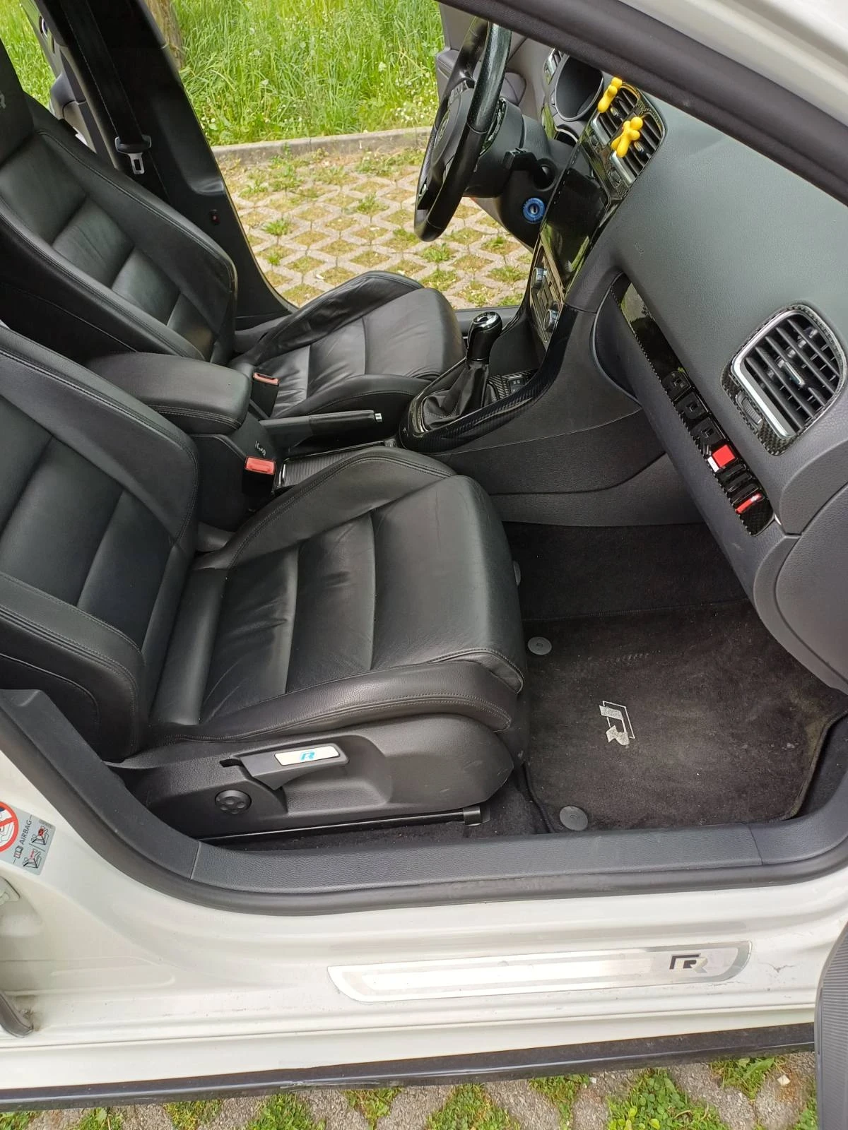 VW Golf GOLF 6R 306 К.С. Нов внос от Швейцария , снимка 6 - Автомобили и джипове - 54753692