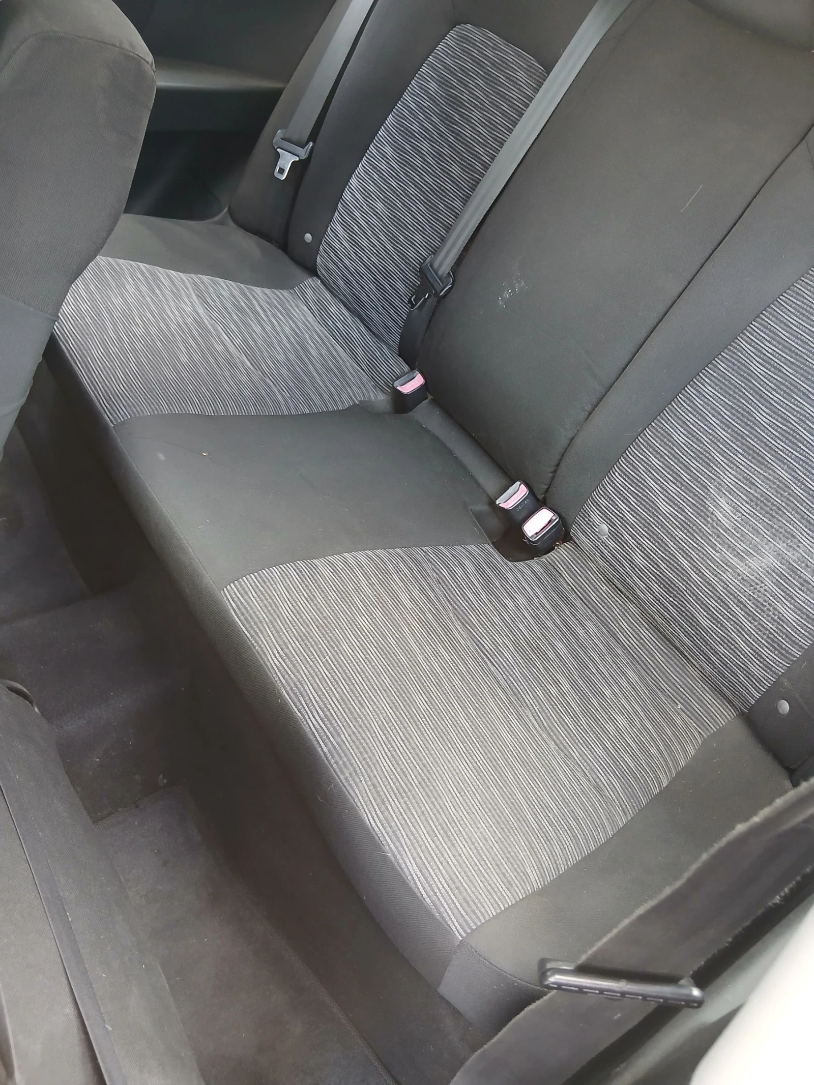 Kia Ceed 1.6, снимка 4 - Автомобили и джипове - 54945616