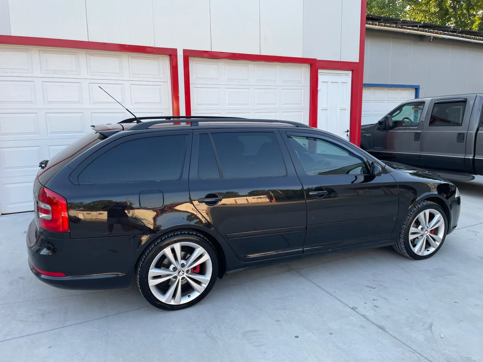 Skoda Octavia 2.0 TDI vRS, снимка 10 - Автомобили и джипове - 55097322