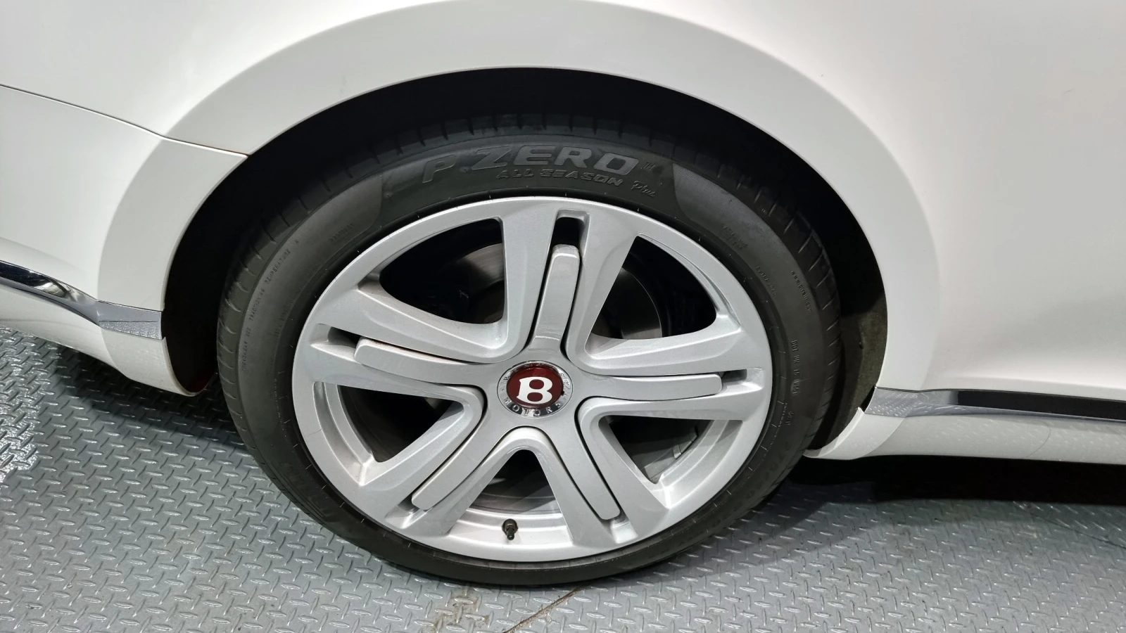 Bentley Continental gt V8* МАСАЖ* ЕЛ. БАГАЖНИК* SOFT CLOSE* КРАЙНА ЦЕНА, снимка 5 - Автомобили и джипове - 55593680