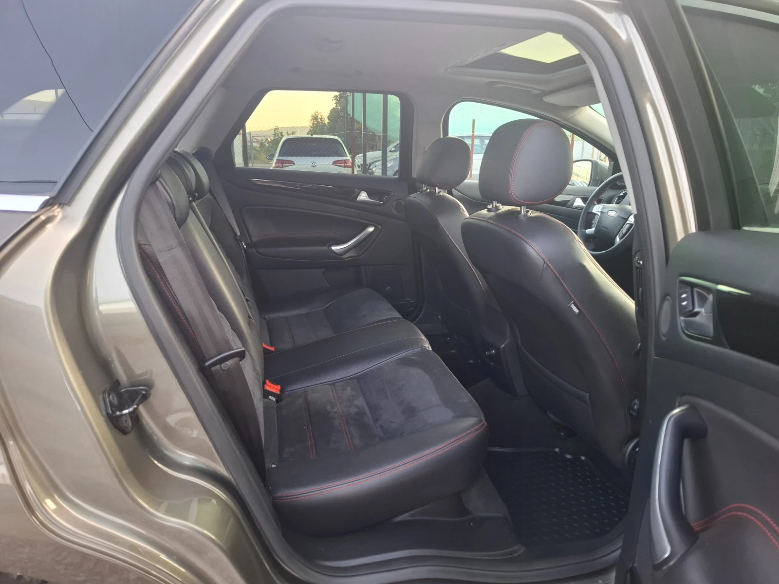 Ford Mondeo 2.2 tdci 200�� ST-line | Mobile.bg � ����������� 10