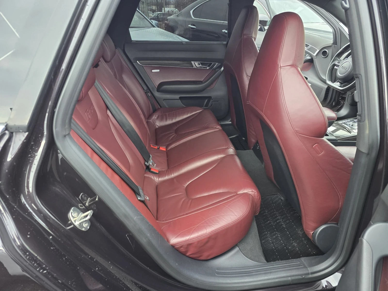 Audi Rs6, снимка 11 - Автомобили и джипове - 55841512