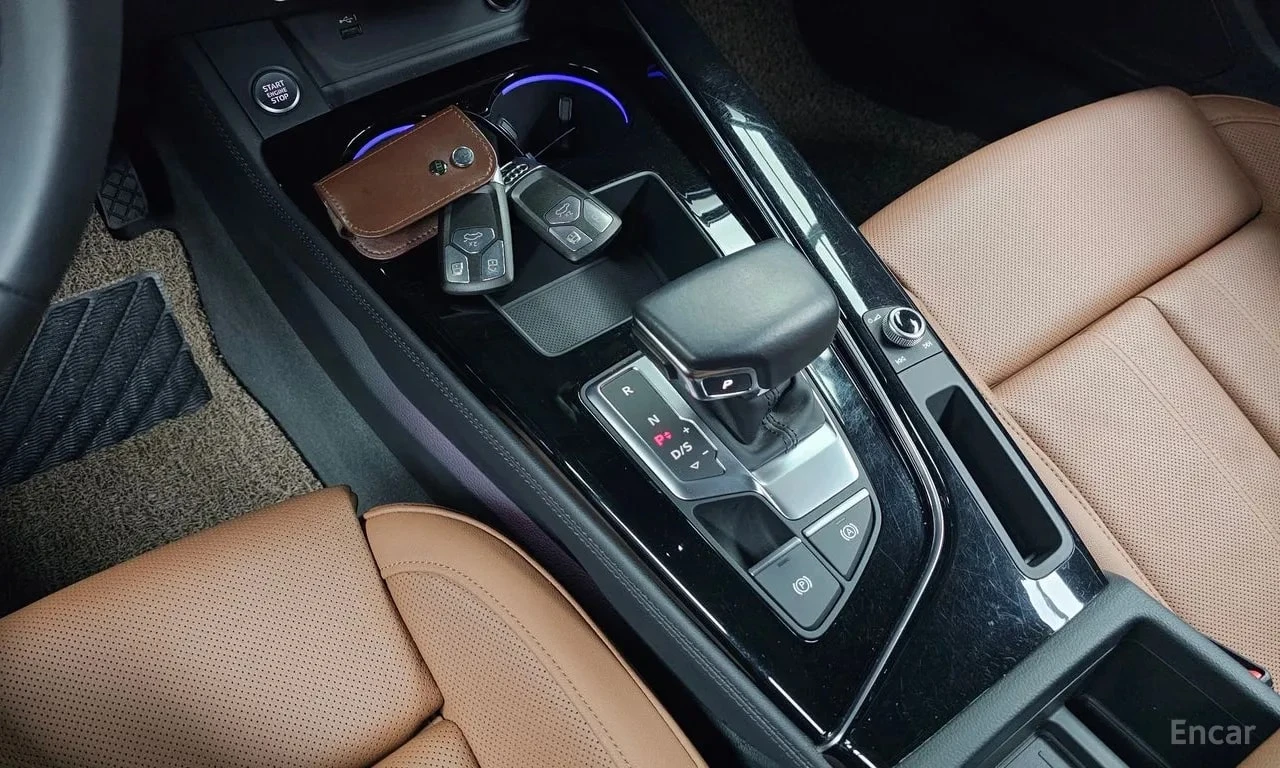 Audi A4  Quattro / MATRIX / HUD / DISTRONIC / ОБДУХВАНЕ , снимка 9 - Автомобили и джипове - 55844610