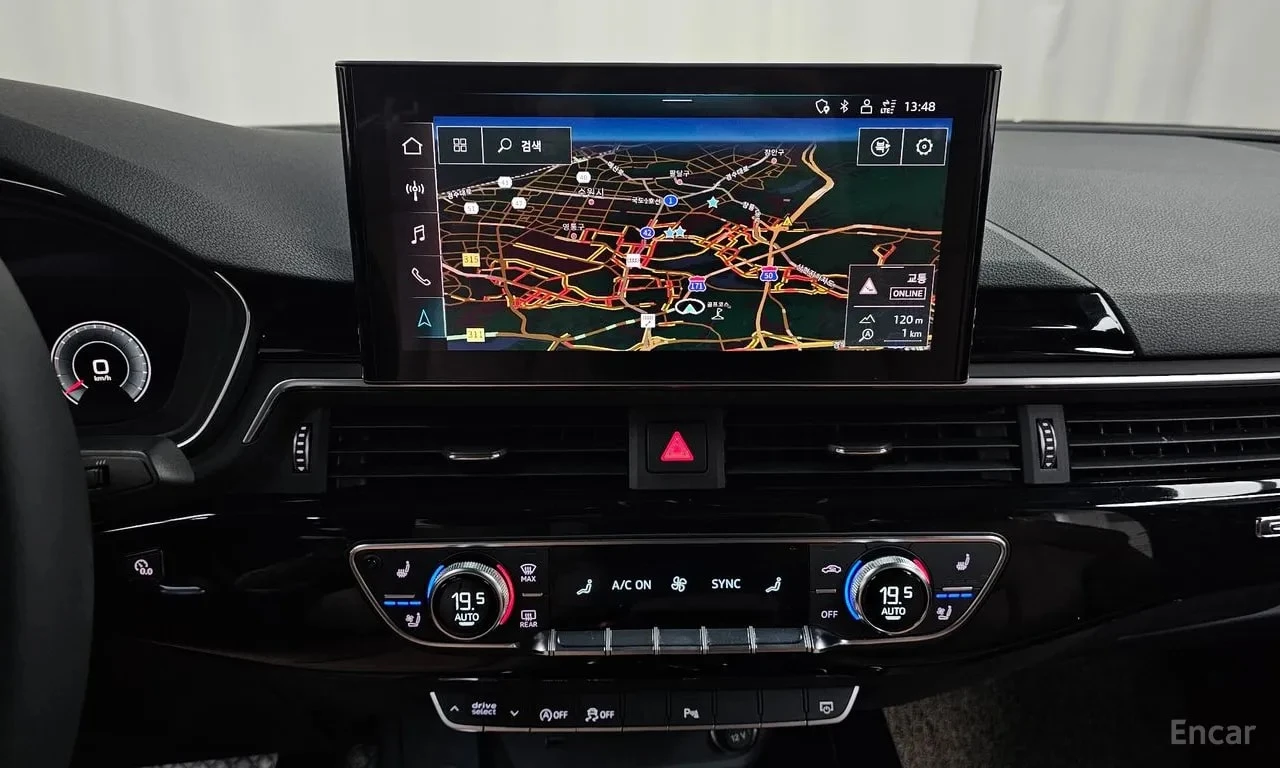 Audi A4  Quattro / MATRIX / HUD / DISTRONIC / ОБДУХВАНЕ , снимка 12 - Автомобили и джипове - 55844610