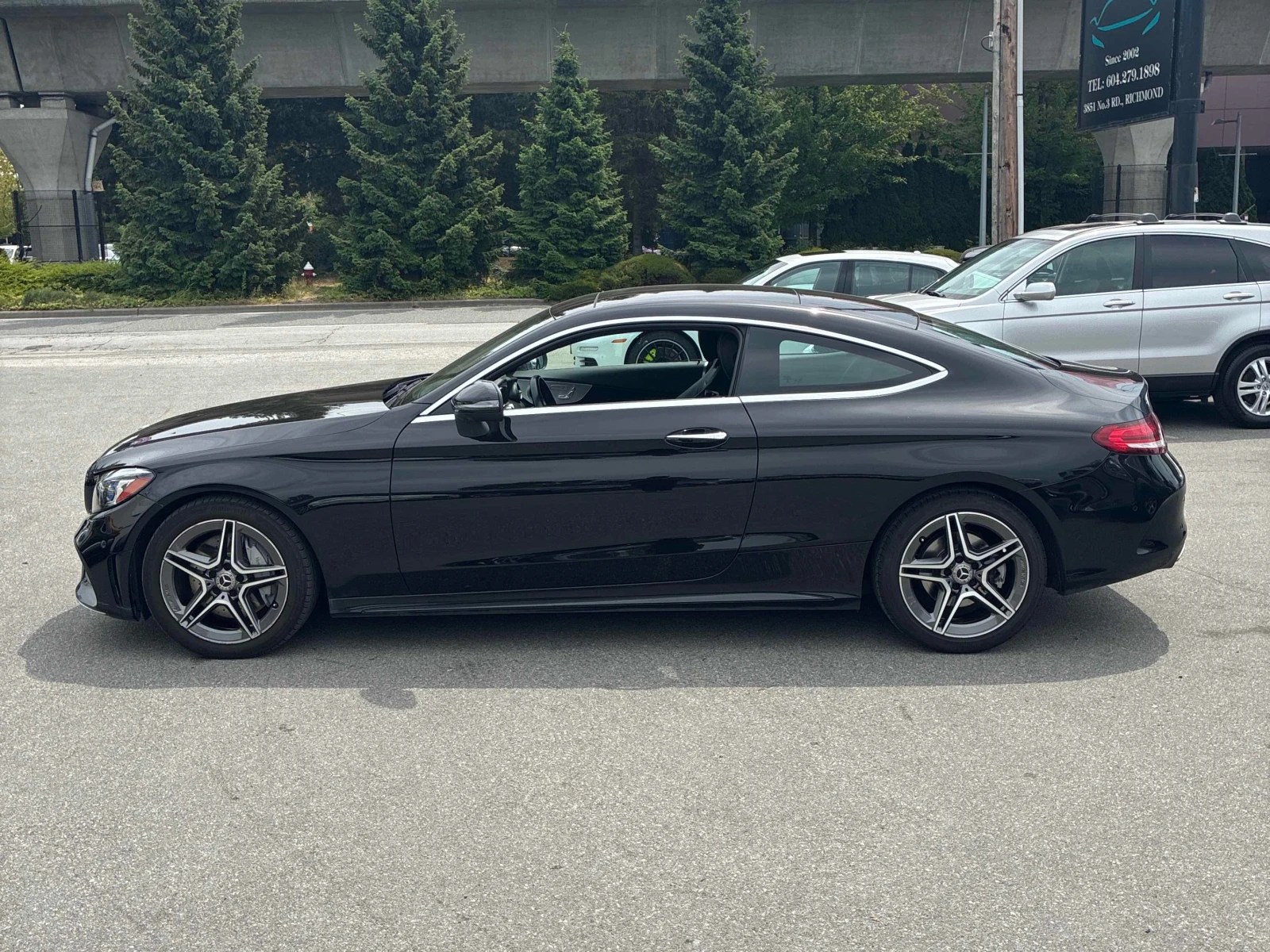 Mercedes-Benz C 300 * 4MATIC Coupe * АВТОКРЕДИТ* , снимка 2 - Автомобили и джипове - 56084134
