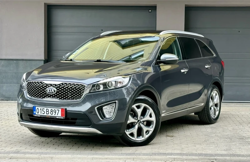 Kia Sorento 2.2 CRDi 200hp 4x4 / Панорама / Нави , снимка 1 - Автомобили и джипове - 47192928