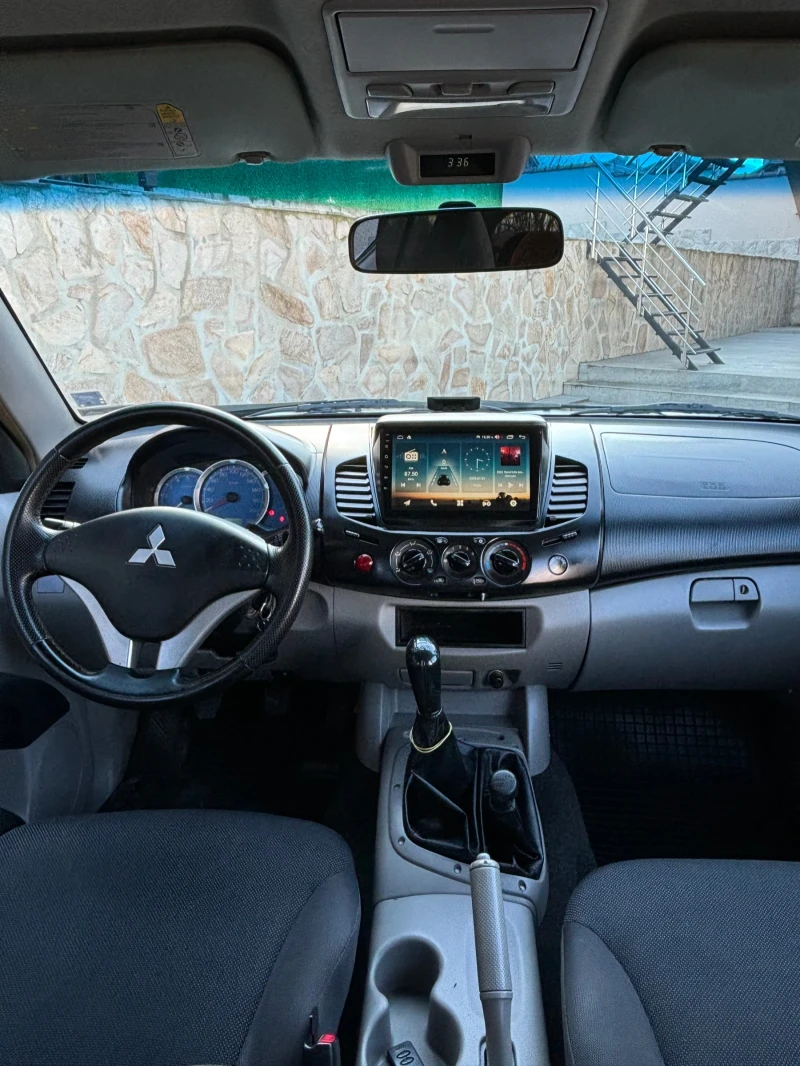 Mitsubishi L200, снимка 8 - Автомобили и джипове - 48910932