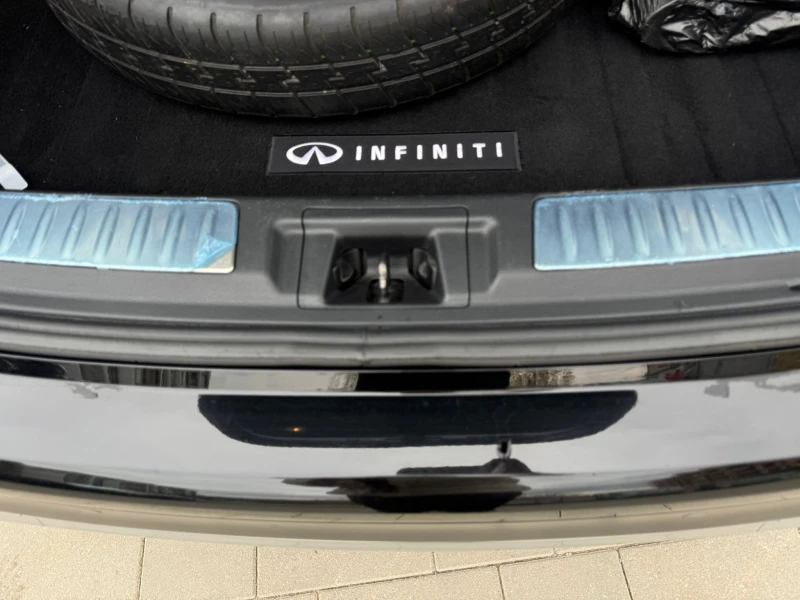 Infiniti QX30 4x4, BOSE, FULL, снимка 10 - Автомобили и джипове - 52241812