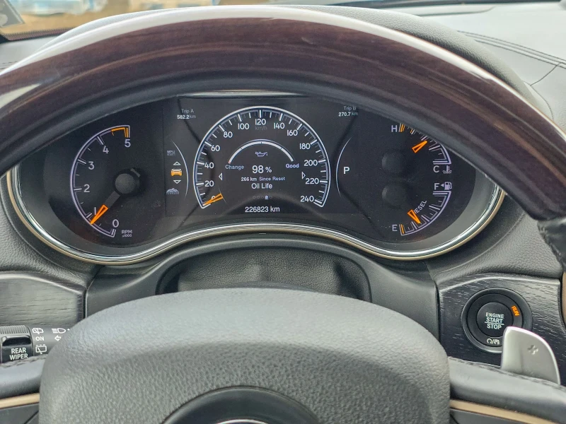 Jeep Grand cherokee 3.0 CRD SUMMIT Всички екстри , снимка 14 - Автомобили и джипове - 52867738