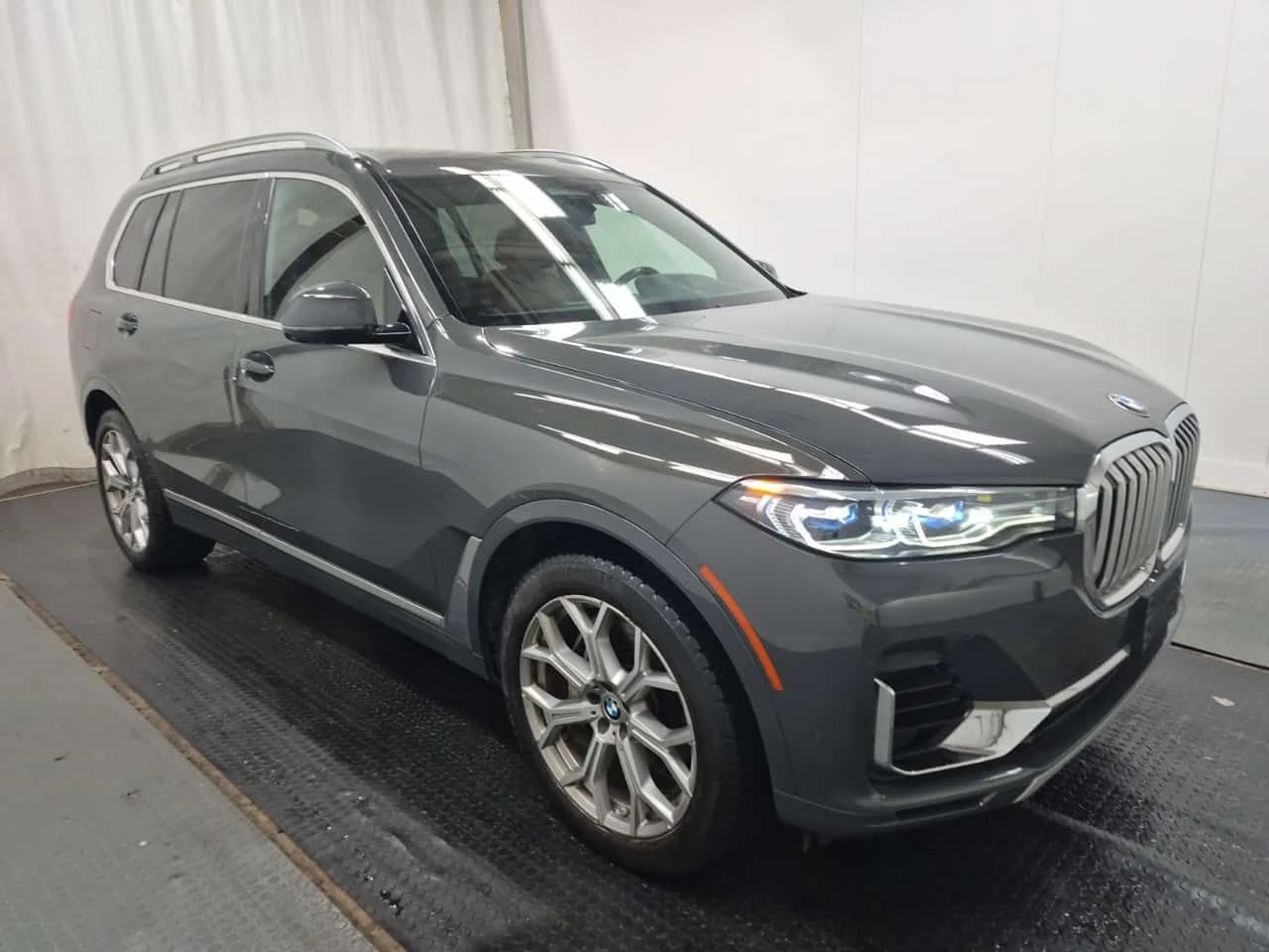 BMW X7 * XDRIVE40I * CARFAX * ЦЕНА ДО БГ, снимка 2 - Автомобили и джипове - 53954478