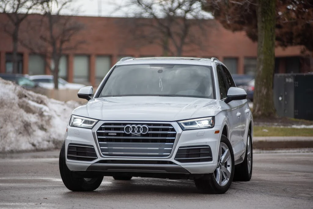 Audi Q5 ВСИЧКИ ЕКСТРИ * HeadUp* АвтоКредит * (ЦЕНА ДО БГ), снимка 2 - Автомобили и джипове - 54161707