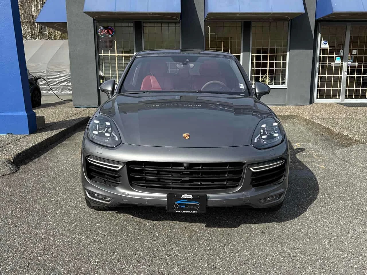 Porsche Cayenne * Turbo* 2 КЛЮЧА* ПОДГРЕВ* KEYLESS* PANO* , снимка 6 - Автомобили и джипове - 54385627