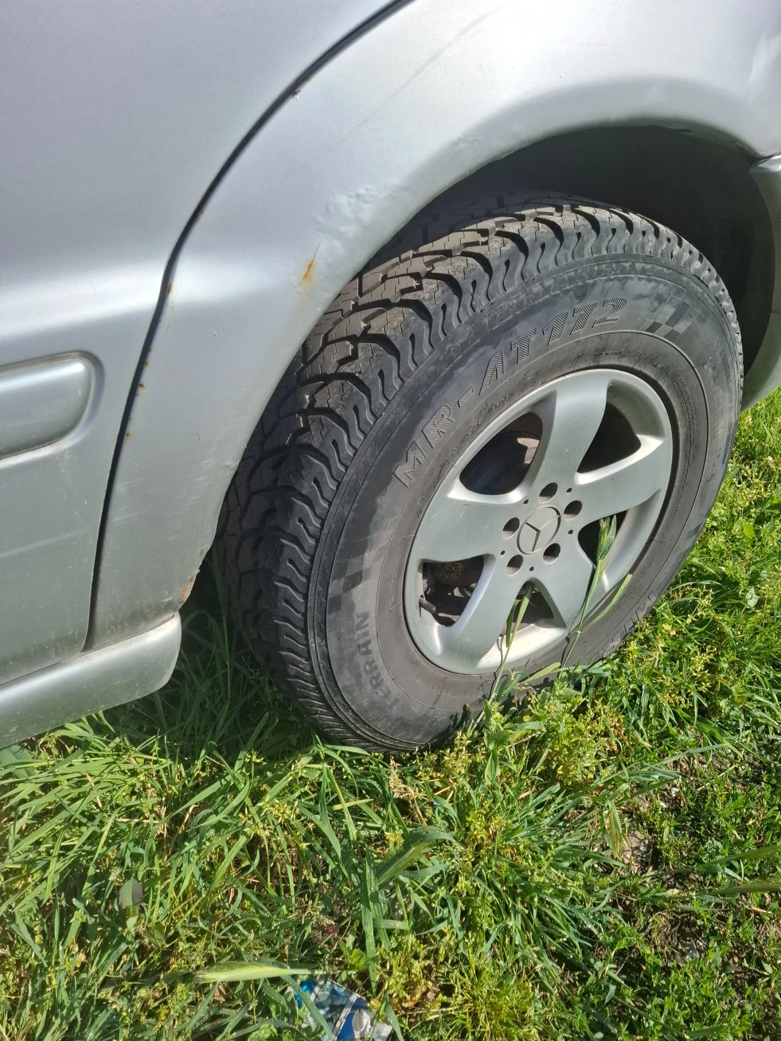 Mercedes-Benz ML 270, снимка 12 - Автомобили и джипове - 54397126