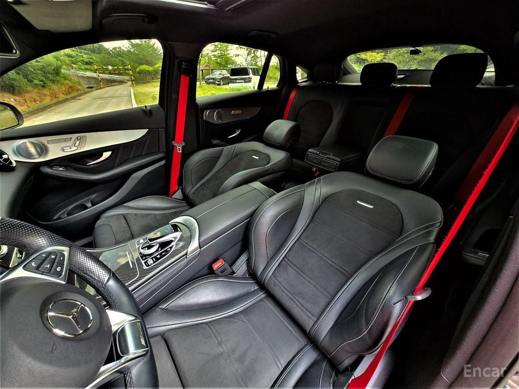 Mercedes-Benz GLC 63 AMG 4MATIC+ * BURMESTER* ДИСТРОНИК* ХЕДЪП* 360КАМЕРА* , снимка 5 - Автомобили и джипове - 55105755