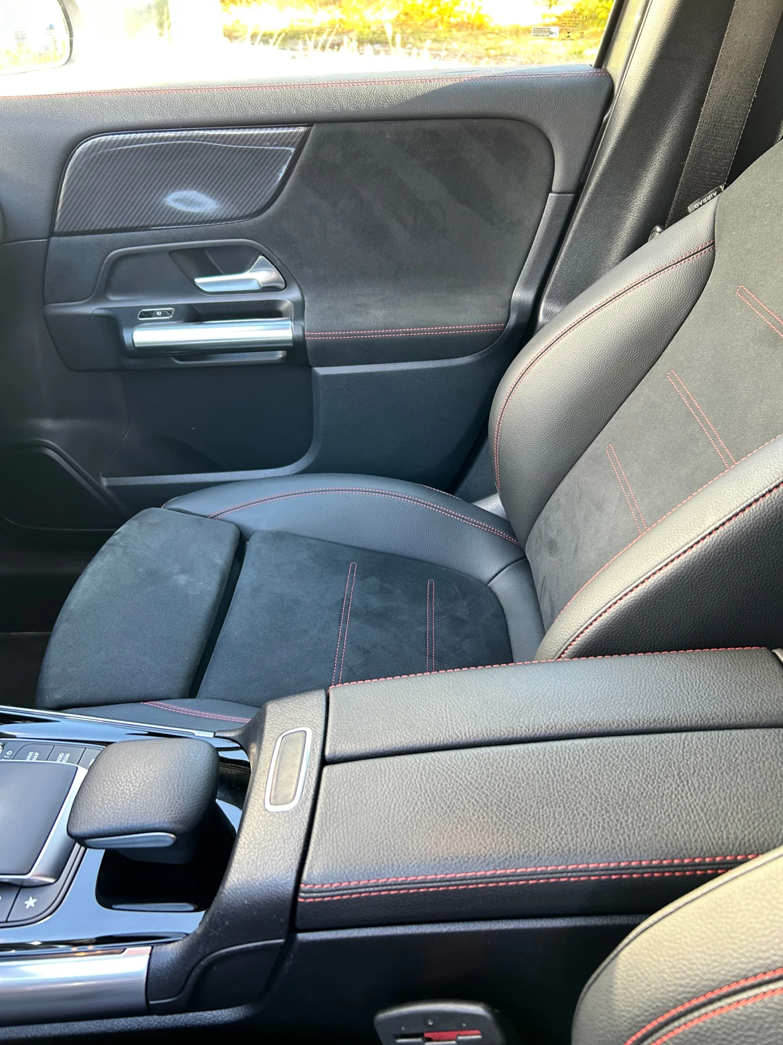 Mercedes-Benz GLA 200 2.0 TDI, снимка 7 - Автомобили и джипове - 55125476