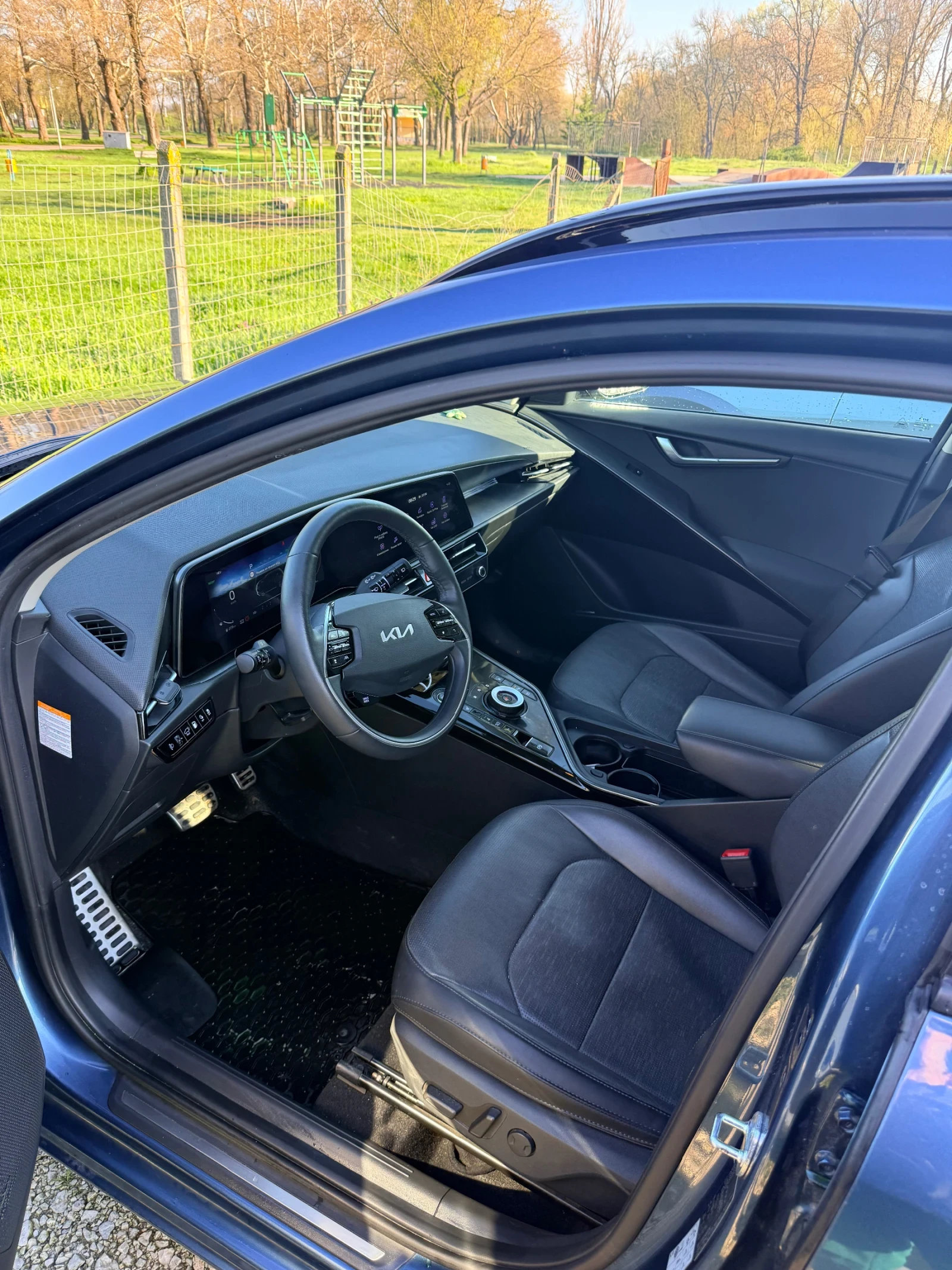 Kia Niro PHEV, снимка 10 - Автомобили и джипове - 55249579