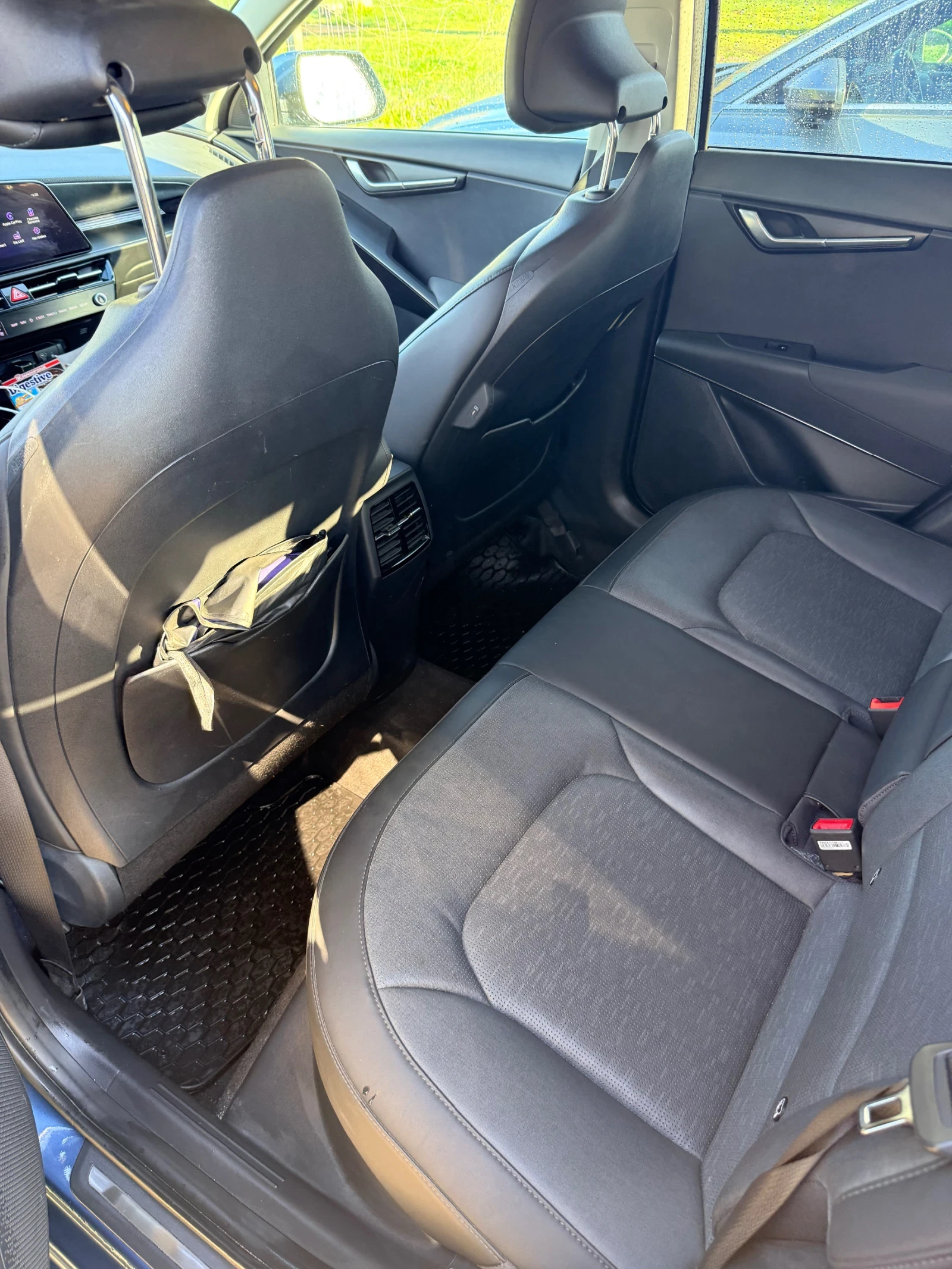 Kia Niro PHEV, снимка 9 - Автомобили и джипове - 55249579