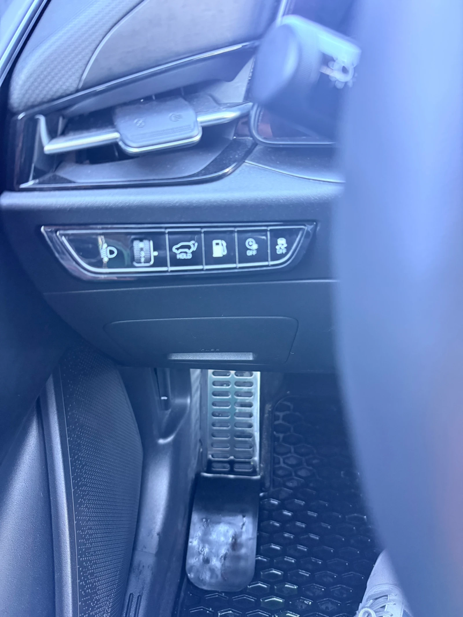 Kia Niro PHEV, снимка 11 - Автомобили и джипове - 55249579