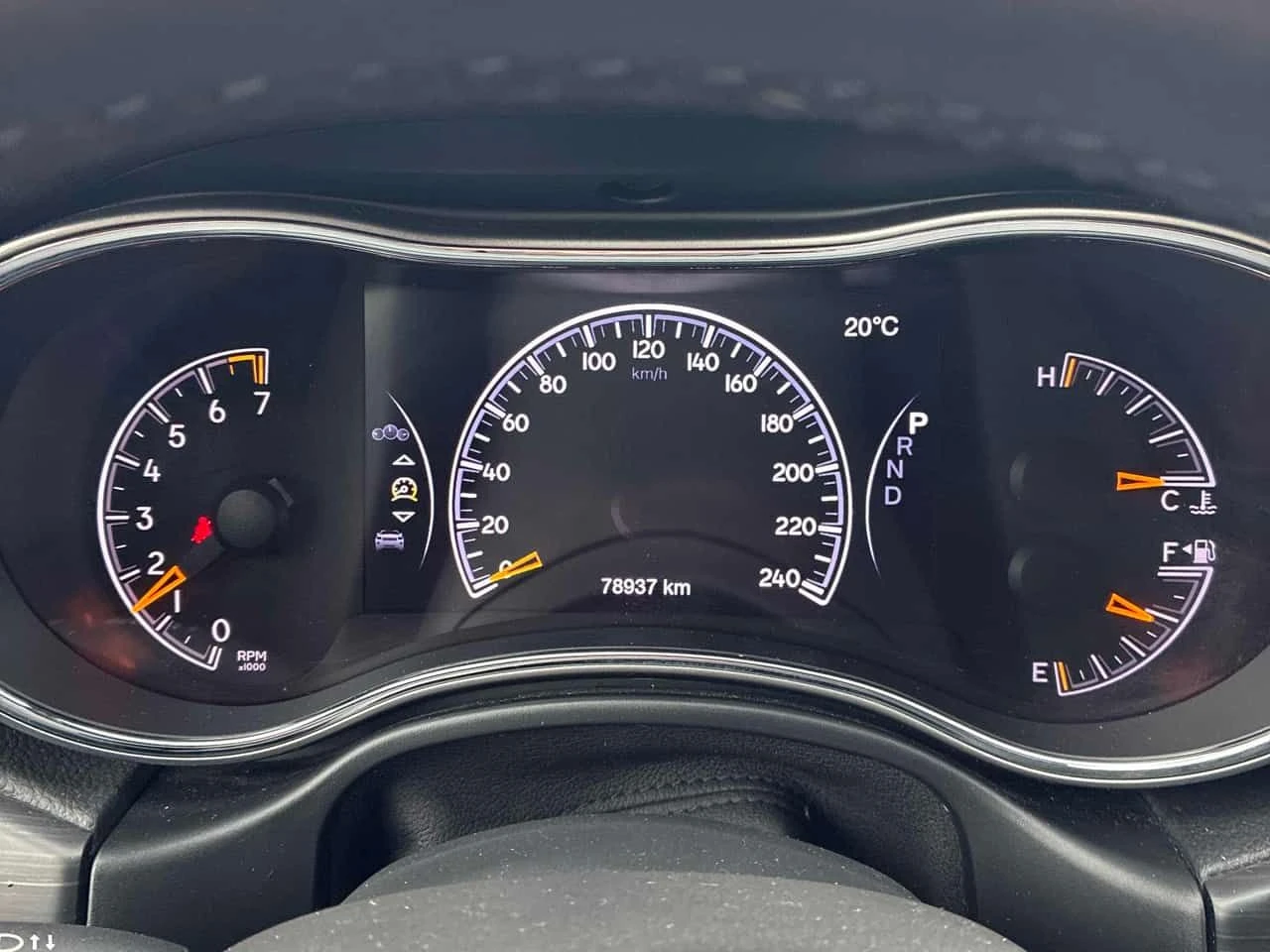 Jeep Grand cherokee * Laredo E * CARFAX * ЦЕНА ДО БГ, снимка 10 - Автомобили и джипове - 55468446