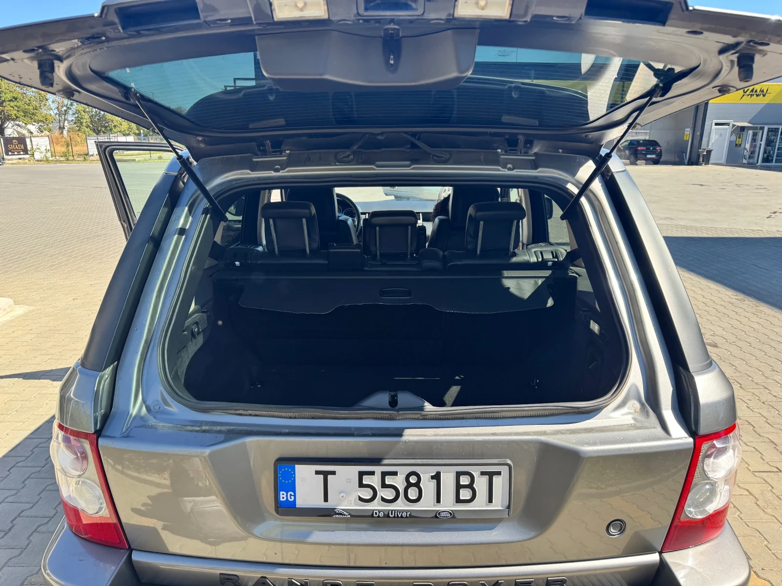 Land Rover Range Rover Sport, снимка 8 - Автомобили и джипове - 56157496
