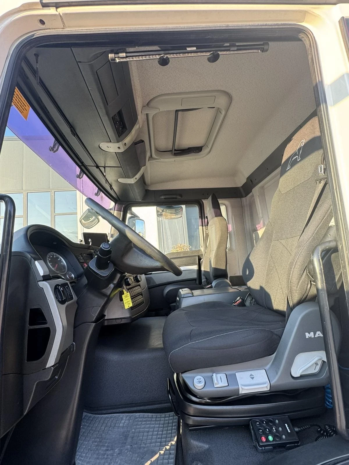 Man Tgs  2  | Mobile.bg   11