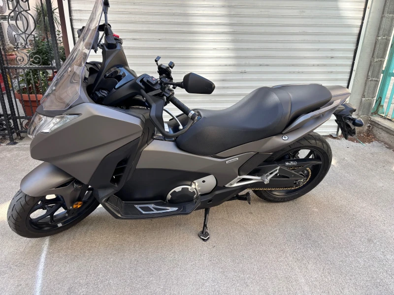 Honda Integra, снимка 17 - Мотоциклети и мототехника - 52676371