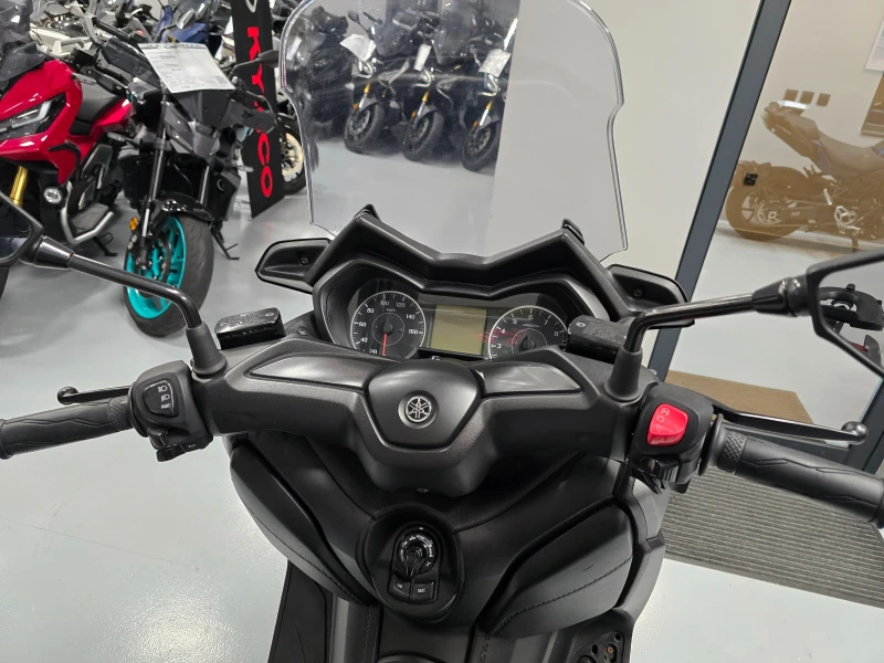 Yamaha X-max 300ie, ABS-TCS, 2017г., снимка 11 - Мотоциклети и мототехника - 53558609
