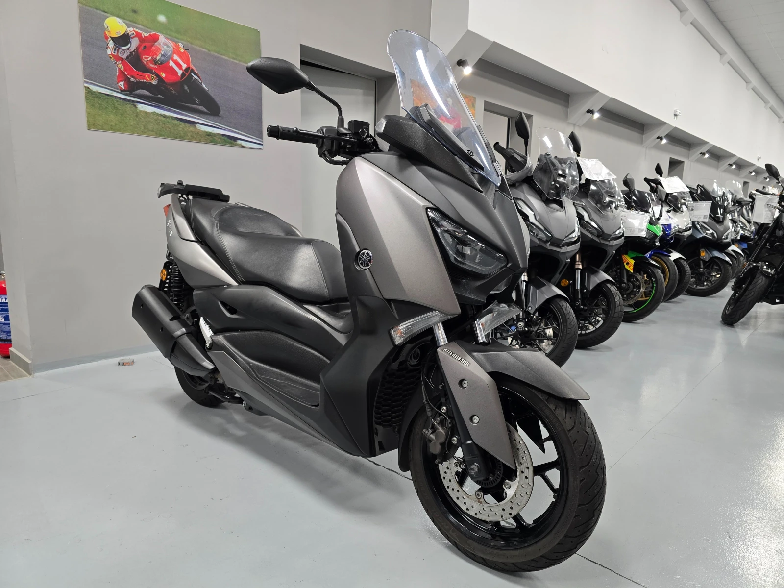 Yamaha X-max 300ie, ABS-TCS, 2017г. - изображение 2