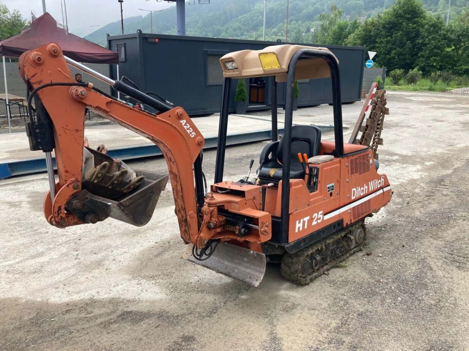 Каналокопатели Друга Ditch Witch A225